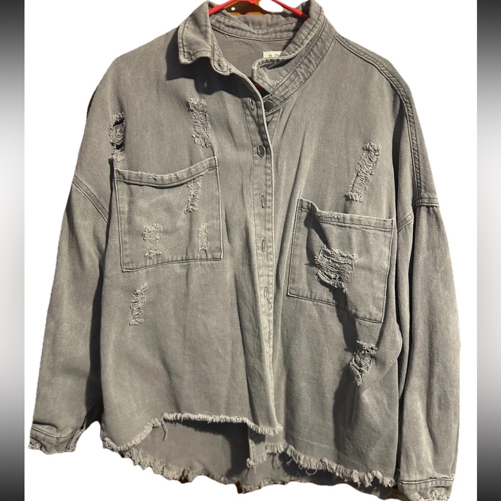 POL Charcoal Grey Denim Jacket / Shacket women’s size Large